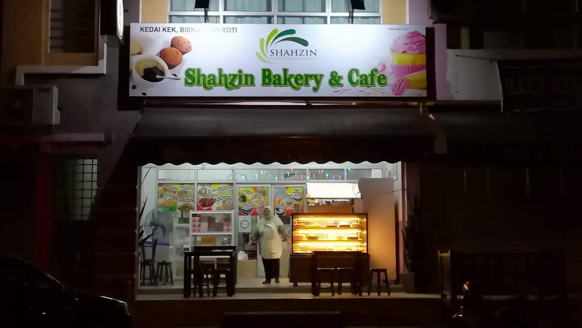 Shahzin Bakery & Cafe Kedai Kek Segamat