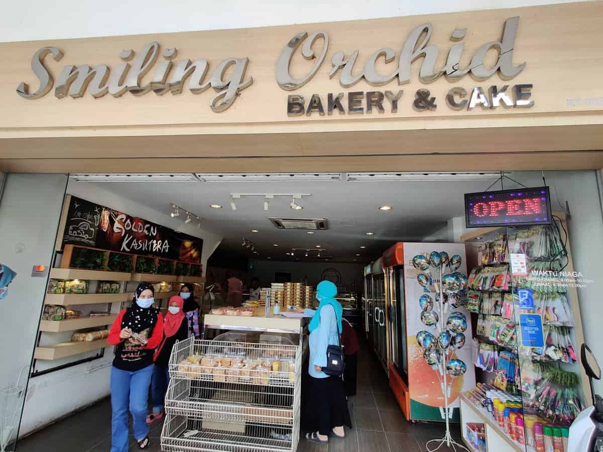 Smiling Orchid Bakery & Cake Kedai Kek Tanah Merah