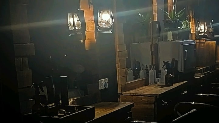 The Gentlemen's Barber. Co Kedai Gunting Rambut Sabah