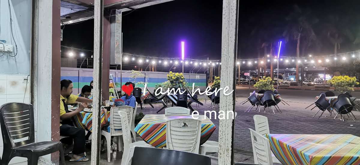 Tomyam No.1 Western Food Kedai Makan Di Parit Buntar