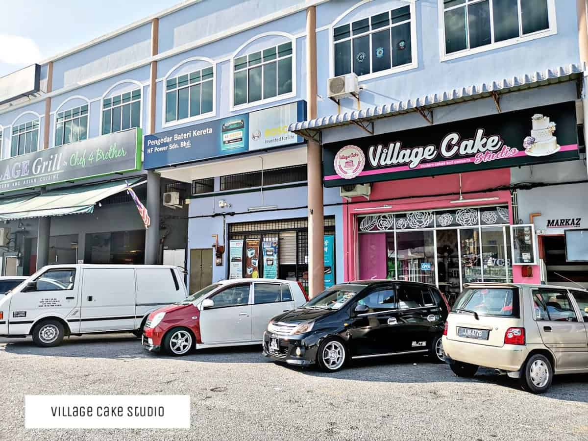 VILLAGE CAKE STUDIO Kedai Kek Muar