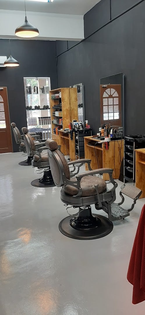 ZIE CLASSIC BARBERSHOP Kedai Gunting Rambut Perlis
